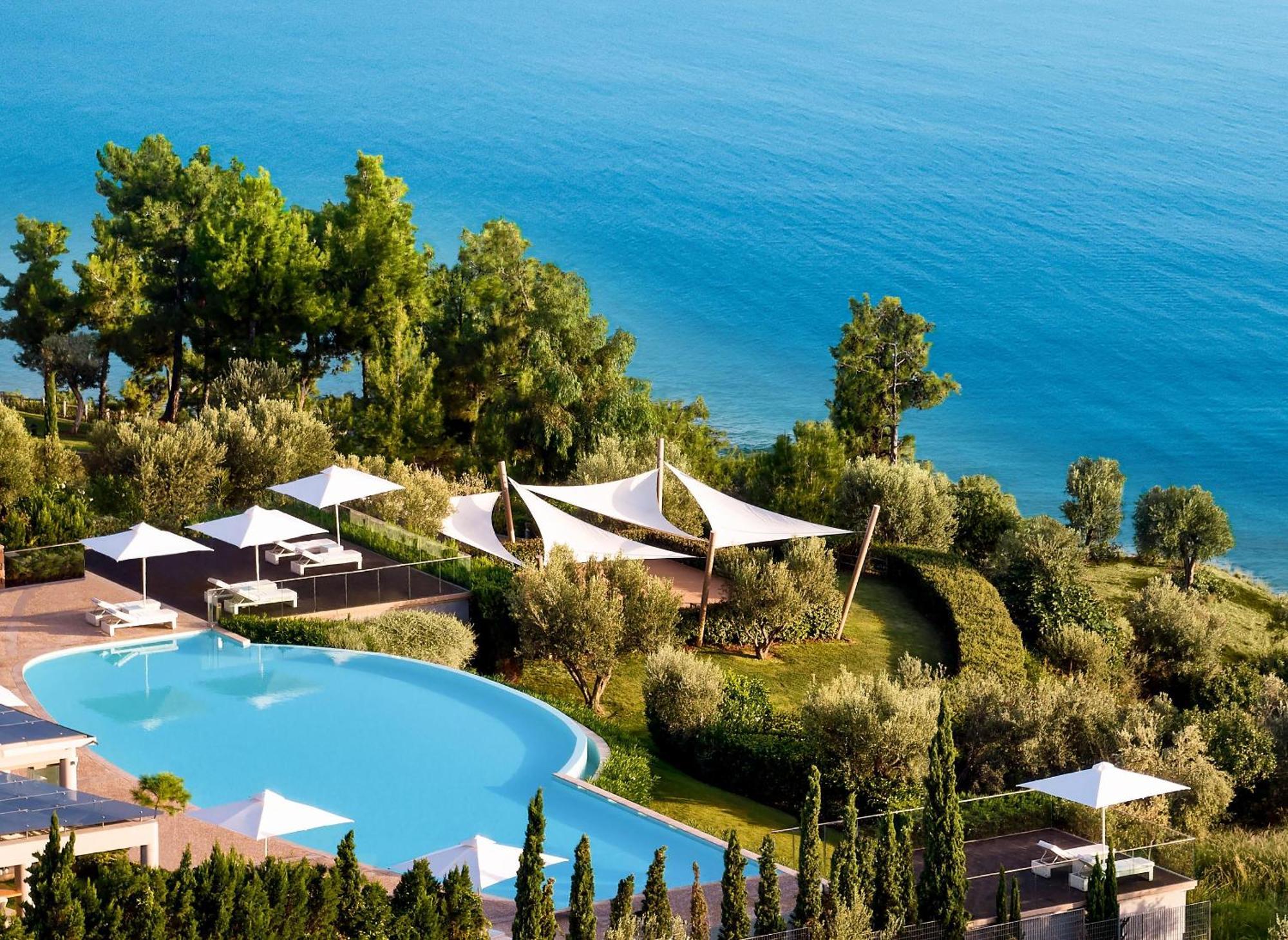 Ikos Oceania Hotel Nea Moudania Exterior photo